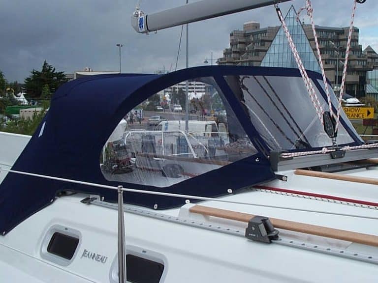 Jeanneau Sun Odyssey 34.2 Sprayhood