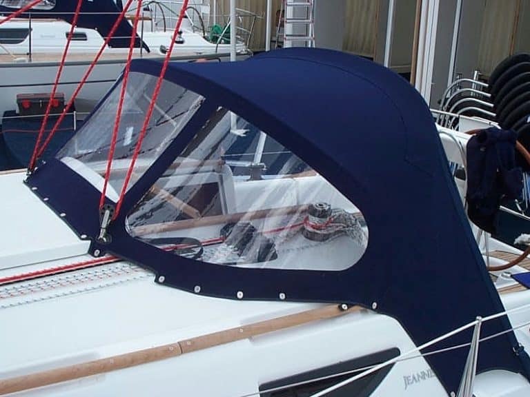 Jeanneau Sun Odyssey 32 Sprayhood