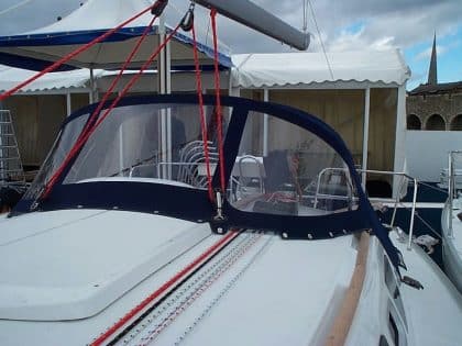 Jeanneau Sun Odyssey 32 Sprayhood