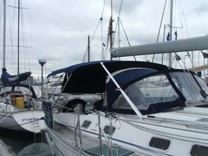 Jeanneau Sun Odyssey 45.2 Bimini