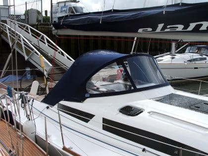 Elan 450 Sprayhood