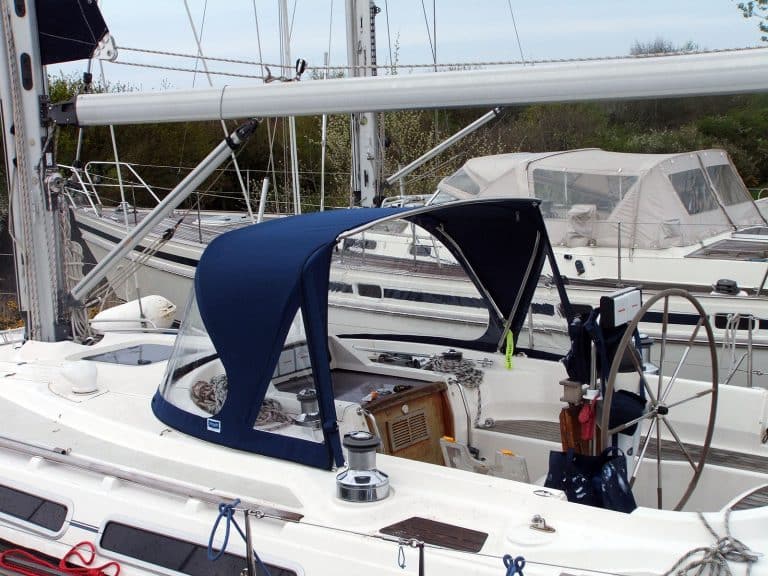 Moody 44 Sprayhood, Fiddlers Dream