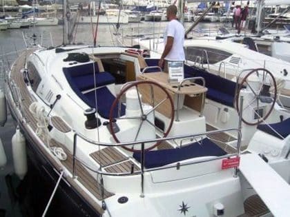 Jeanneau Sun Odyssey 42DS Cockpit Cushion, seats including helm and backs
