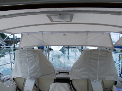 sweden 54 helm bimini with sprayhood connector and side shade panels 10