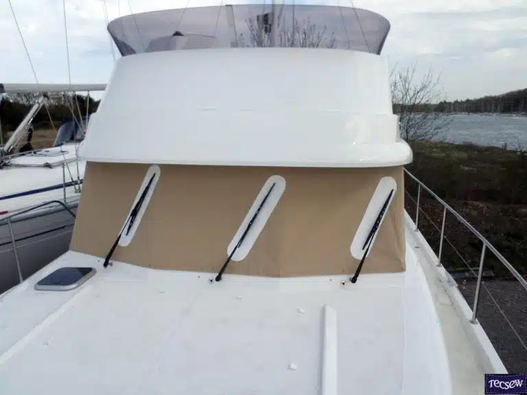 Beneteau Swift Trawler ST 34, Windscreen Cover