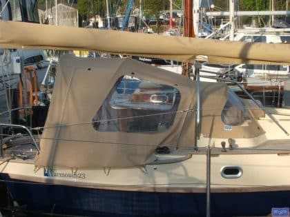 yarmouth 23 cockpit enclosure fits sprayhood on factory frame 2