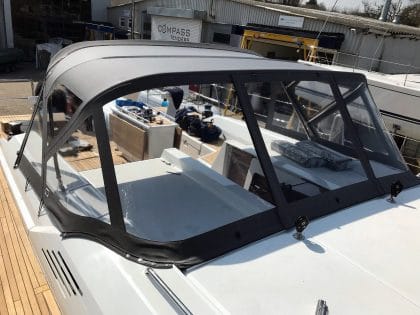 Beneteau Oceanis 51.1, model with NO ARCH, Sprayhood conventional design with NO zipped removable sides front 1