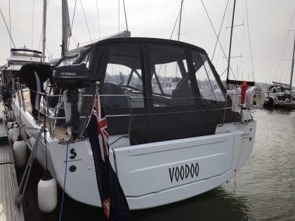 Beneteau Oceanis 51.1 model with NO ARCH, Cockpit Enclosure rear