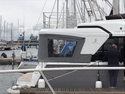 Beneteau Swift Trawler 35 Cockpit Enclosure right side 1