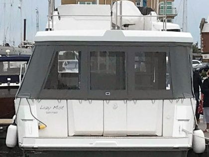 Beneteau Swift Trawler 35 Cockpit Enclosure rear 1