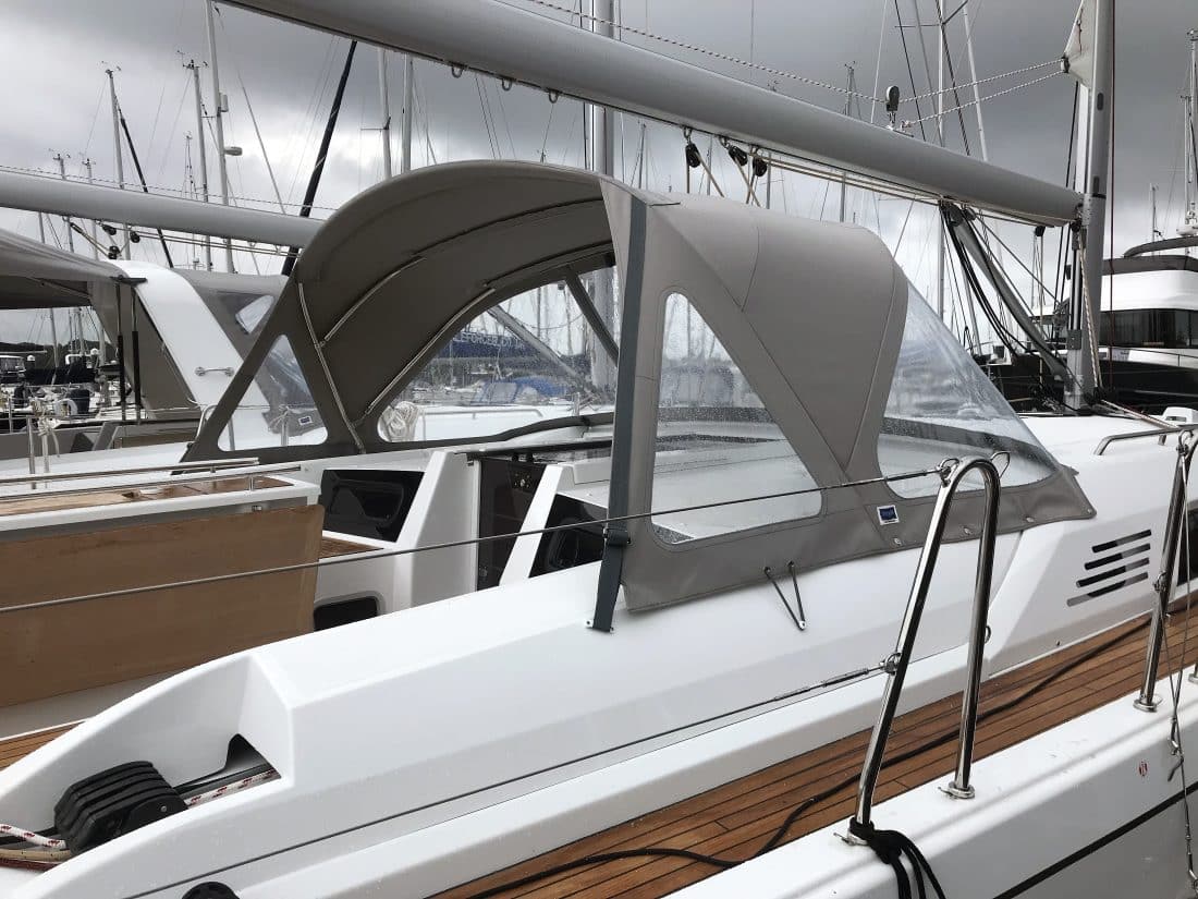 Beneteau Oceanis 46.1 with NO ARCH, Sprayhood