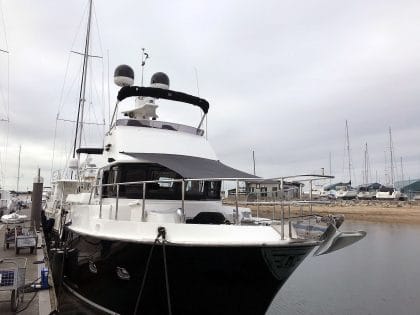 Nordhaven 43 BLACKSWAN Fore Deck Sun Awning