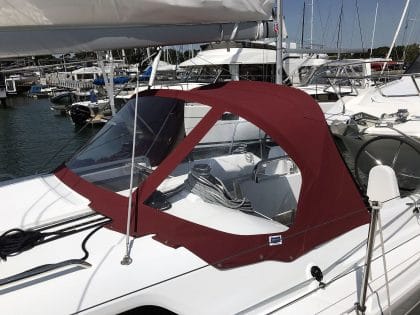 Beneteau Oceanis 30.1 Sprayhood