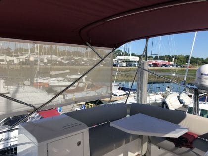 Jeanneau Prestige 420 Flybridge Bimini