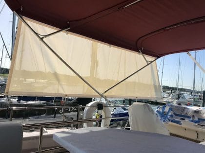 Jeanneau Prestige 420 Flybridge Bimini