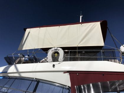 Jeanneau Prestige 420 Flybridge Bimini