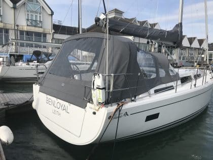 Hanse 388 Cockpit Enclosure fitted to Tecsew Sprayhood