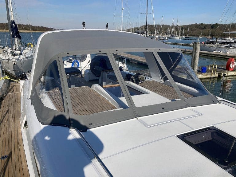 Beneteau Oceanis 54 Sprayhood With Arch