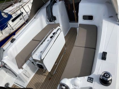 Jeanneau Sun Odyssey 349 Cockpit Cushions