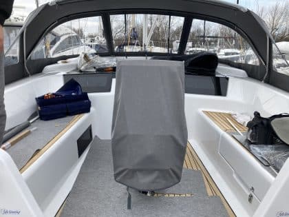 Hanse 418 Cockpit Table Cover