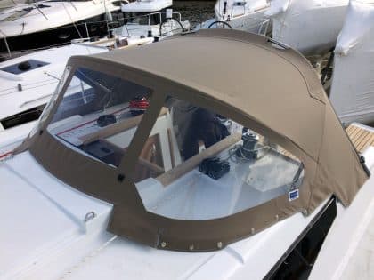 Jeanneau Sun Odyssey 319 Sprayhood