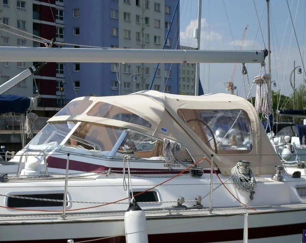 Cockpit Enclosures - Sailing Yacht