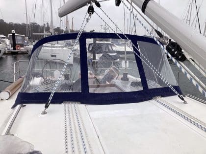 Bavaria C42 Sprayhood