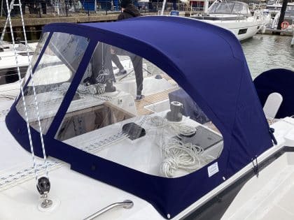 Bavaria C42 Sprayhood