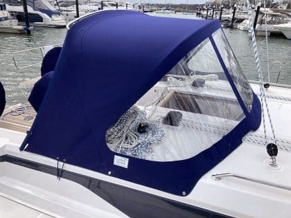 Bavaria C42 Sprayhood