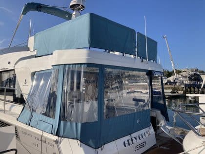 Beneteau Swift Trawler ST 41 Fly, Cockpit Enclosure
