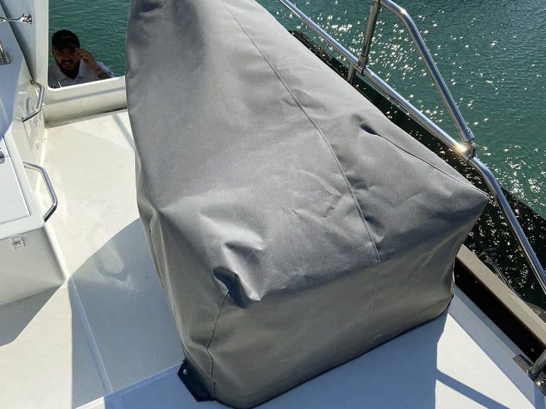 Merry Fisher 1095 Fly , Flybridge Seat Bench Cover