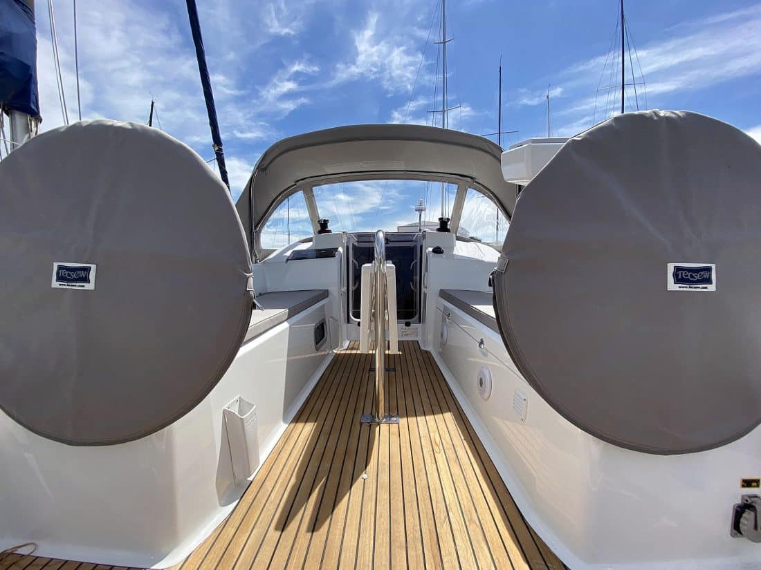 Beneteau Oceanis 30.1 Wheel Covers