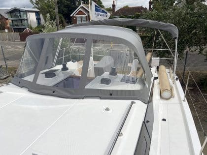 Bavaria C42 Sprayhood