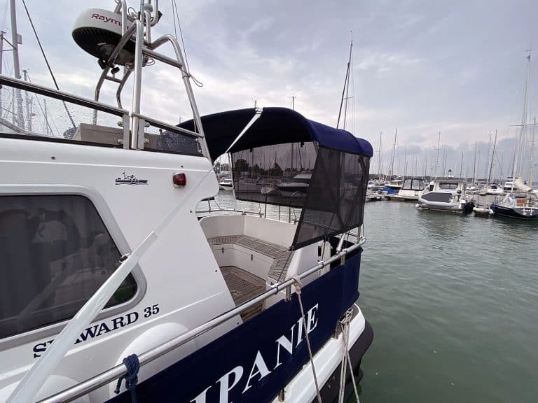 Seaward 35 Bimini with optional Forward zipped extension and mesh Side Shade Panels