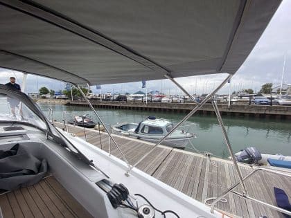 Hanse 460 Bimini