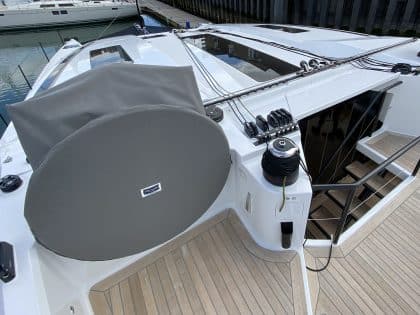 McConaghy MC 50 Wheel Cover Shown with Console Cover