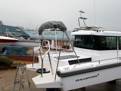 Axopar 28 Bimini