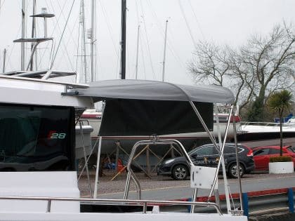 Axopar 28 Bimini