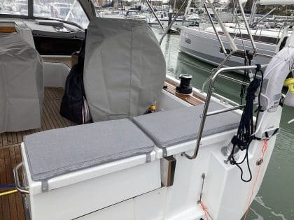 Beneteau Oceanis 46.1 Helm Seat Cushion