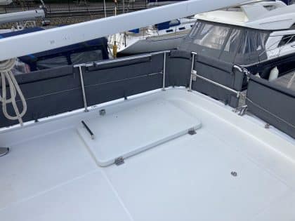 Beneteau Swift Trawler 34 Flybridge Dodgers