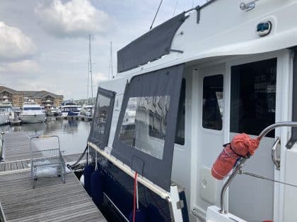 Beneteau Swift Trawler 34 Flybridge Dodgers