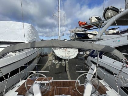 Bavaria C38 Bimini, 5 Bar Design