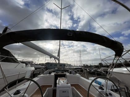Bavaria C38 Bimini, 5 Bar Design