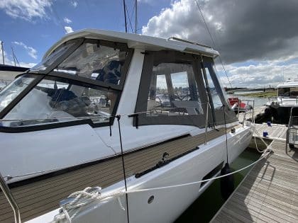 Hanse 460 HT cockpit enclosure integrated with the hard top, shown with version ref 2007 accommodating davits.