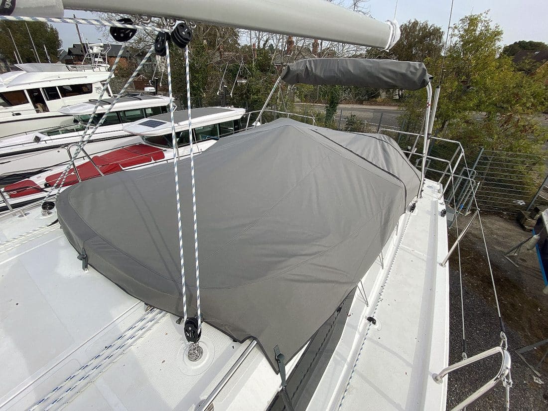 Bavaria C38 Cockpit Tonneau Cover