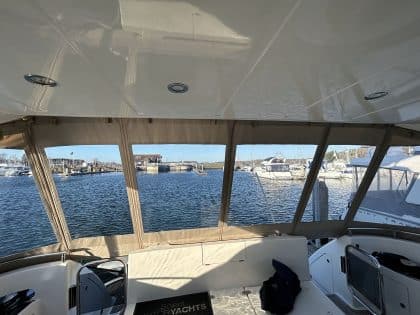 Azimut 58 Cockpit Enclosure