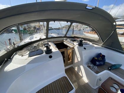 Bavaria Cruiser 51 Custom Design Sprayhood