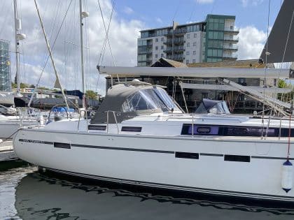 Bavaria Cruiser 51 Custom Design Sprayhood