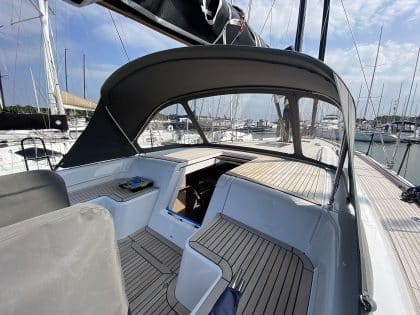 Beneteau First 53 Sprayhood