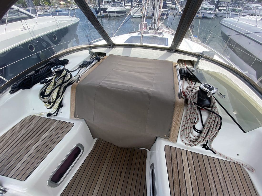 Jeanneau Sun Odyssey 42DS 2010 Model Onwards, Companion Way Cover